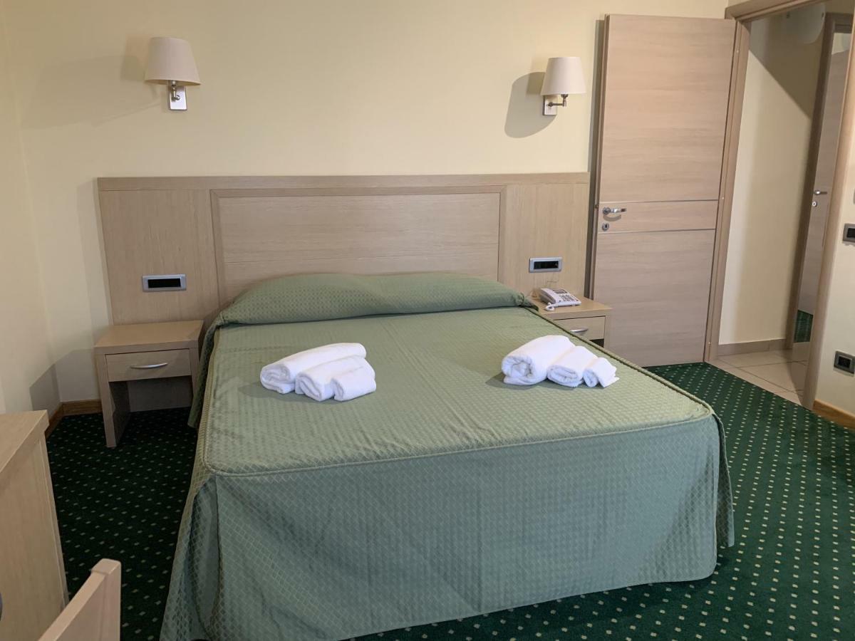 Hotel Palace جويا تورو المظهر الخارجي الصورة