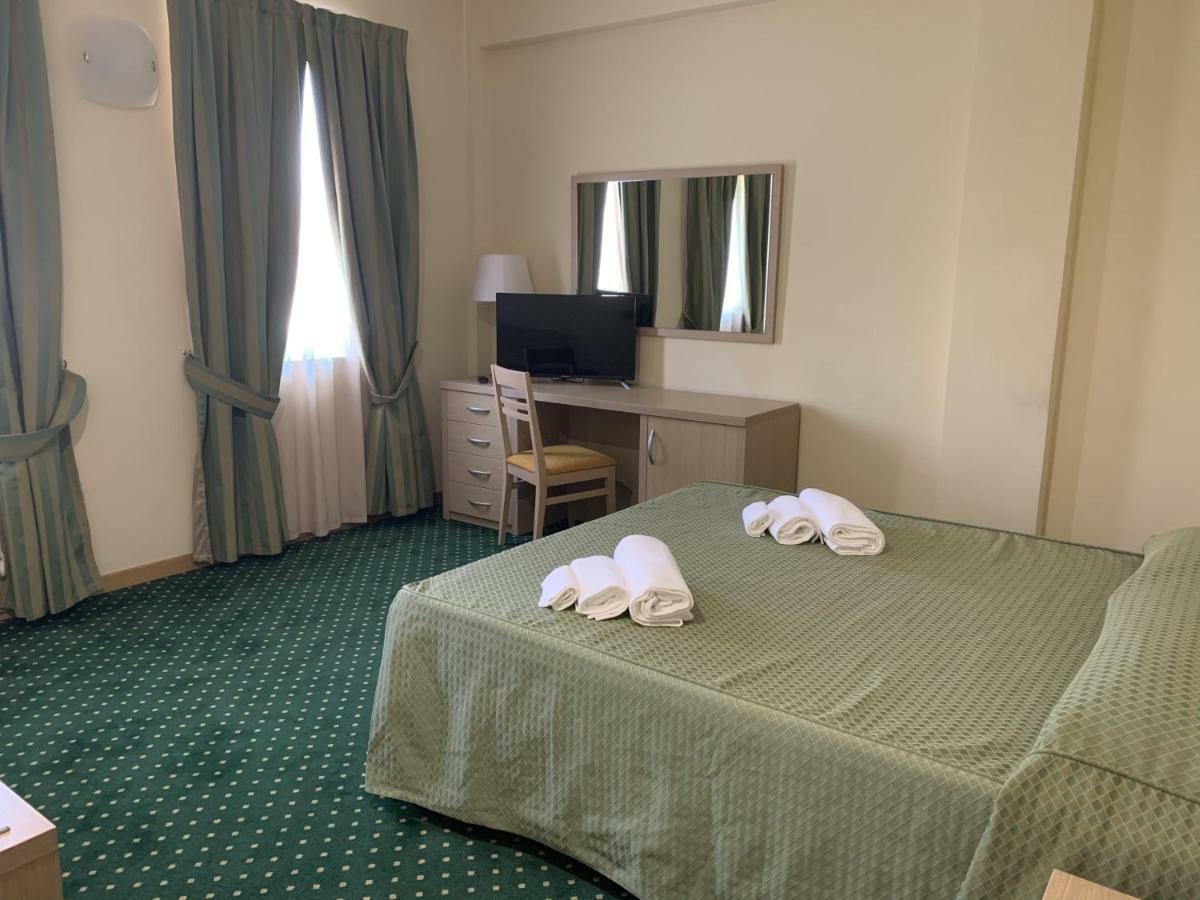 Hotel Palace جويا تورو المظهر الخارجي الصورة